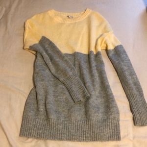 Gap color block sweater